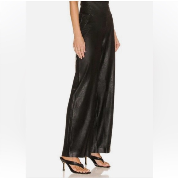 COMMANDO WIDE LEFT FAUX LEATHER HIGH WAIST WIDE LEG PANTS - Small - Picture 6 of 6